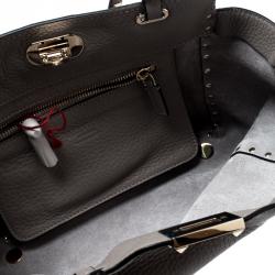 Pre Owned Valentino Perla Leather Small Rockstud Trapeze Tote