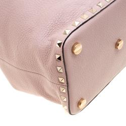 Pre Owned Valentino Poudre Leather Small Rockstud Bucket Bag