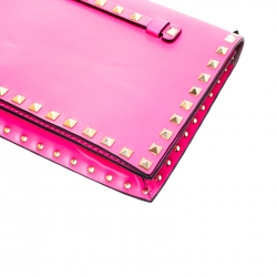 Pre Owned Valentino Hot Pink Leather Rockstud Wristlet Clutch