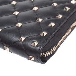 Pre Owned Valentino Black Quilted Leather Rockstud Spike Zip Around Wallet