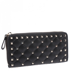 Pre Owned Valentino Black Quilted Leather Rockstud Spike Zip Around Wallet