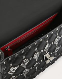 Pre Owned Valentino Black Leather with Metal Rhombus Detail Medium Rockstud Spike.It Chain Shoulder Bag