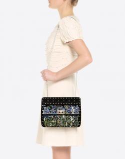 Pre Owned Valentino Black Embroidered Velvet Medium Rockstud Spike.It Chain Shoulder Bag