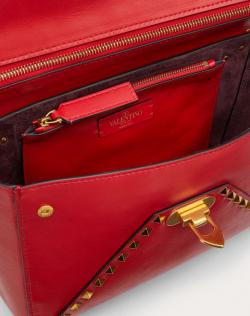 Pre Owned Valentino Rouge Pur Smooth Leather Rockstud Hype Shoulder Bag