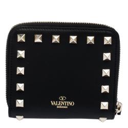 مملوكة مسبقًا Valentino Black Leather Rockstud Coin Purse