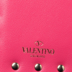 مملوكة مسبقًا محفظة فالنتينو ثنائية الطية مرصعة جلد وردي