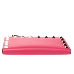 مملوكة مسبقًا محفظة فالنتينو ثنائية الطية مرصعة جلد وردي