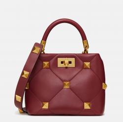 مملوكة مسبقًا Valentino Red Quilted Leather Roman Stud Top Handle Bag