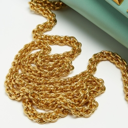 مملوكة مسبقًا Valentino Mint Green Leather Stud Shoulder Bag