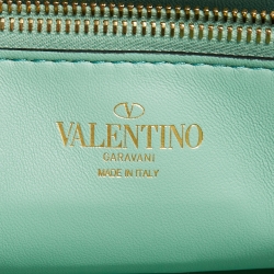 مملوكة مسبقًا Valentino Mint Green Leather Stud Shoulder Bag