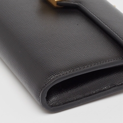 Pre Owned Valentino Black Leather Alcove Rockstud Wallet on Chain