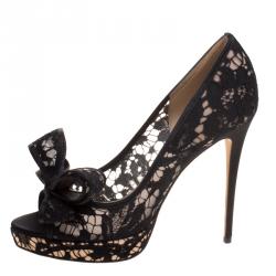 Pre Owned Valentino Black Floral Couture Bow Lace Peep Toe Platform Pumps Size 39