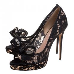 Pre Owned Valentino Black Floral Couture Bow Lace Peep Toe Platform Pumps Size 39
