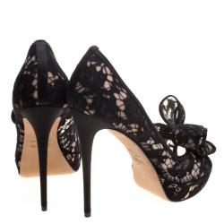 Pre Owned Valentino Black Floral Couture Bow Lace Peep Toe Platform Pumps Size 39