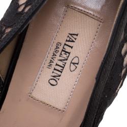 Pre Owned Valentino Black Floral Couture Bow Lace Peep Toe Platform Pumps Size 39
