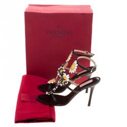 Pre Owned Valentino Black Leather Love Me Daisy Flower Embellished Strappy Sandals Size 39