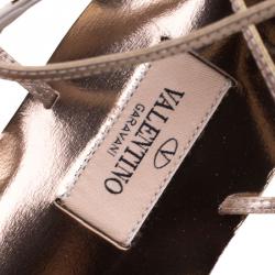 Pre Owned Valentino Metallic Bronze Leather Knee High Rockstud Gladiator Sandals Size 37