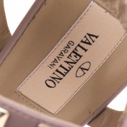 Pre Owned Valentino Beige and Pink Patent Leather Rockstud Sandals Size 38.5