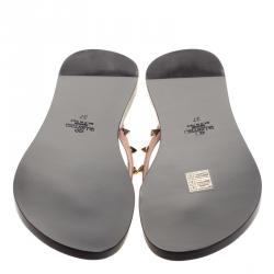 Pre Owned Valentino Beige Leather Rockstud Flat Thong Sandals Size 37