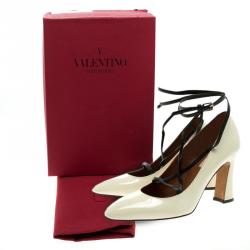 Pre Owned Valentino Beige Patent Leather Bianca Lace Up Pumps Size 40