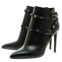 Pre Owned Valentino Black Leather Rockstud Pointed Toe Ankle Boots Size 39