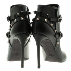 Pre Owned Valentino Black Leather Rockstud Pointed Toe Ankle Boots Size 39