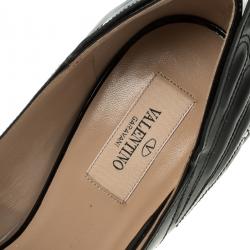 Pre Owned Valentino Black Patent Leather Wings Detail Pointed Toe Pumps Size 39