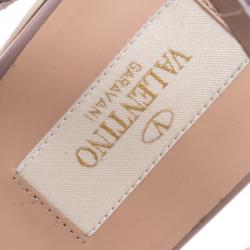 Pre Owned Valentino Beige Leather Rolling Rockstud Flat Sandals Size 39