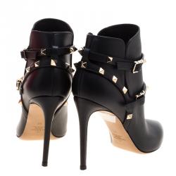 Pre Owned Valentino Black Leather Rockstud Pointed Toe Ankle Boots Size 39