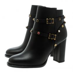 Pre Owned Valentino Black Leather Rolling Rockstud Ankle Boots Size 37