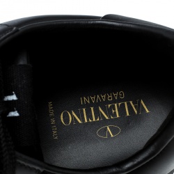 Pre Owned Valentino Black Leather Rockstud Untitled Low Top Sneakers Size 40