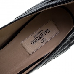 Pre Owned Valentino Black Patent Leather Wings Detail Pointed Toe Pumps Size 38