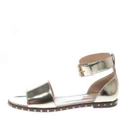 Pre Owned Valentino Gold Leather Soul Rockstud Ankle Strap Flat Sandals Size 39