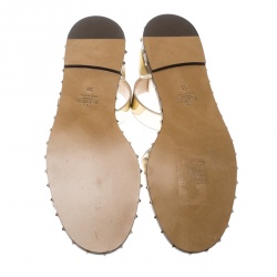 Pre Owned Valentino Gold Leather Soul Rockstud Ankle Strap Flat Sandals Size 39