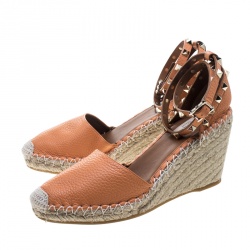 Pre Owned Valentino Tangerine Orange Leather Rockstud Ankle Strap Wedge Espadrille Sandals Size 39