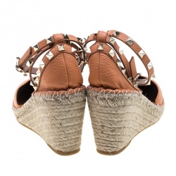 Pre Owned Valentino Tangerine Orange Leather Rockstud Ankle Strap Wedge Espadrille Sandals Size 39