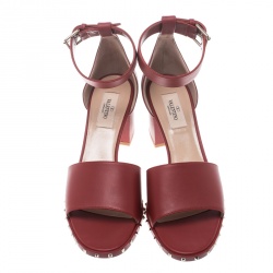 Pre Owned Valentino Red Leather Soul Rockstud Ankle Strap Block Heel Sandals Size 39