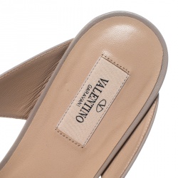 Pre Owned Valentino Beige Leather Rockstud Ankle Strap Flat Sandals Size 41