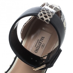 Pre Owned Valentino Two Tone Snakeskin Soul Rockstud Ankle Strap Flat Sandals Size 38.5