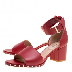 Pre Owned Valentino Red Leather Soul Rockstud Ankle Strap Block Heel Sandals Size 39.5