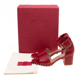 Pre Owned Valentino Red Leather Soul Rockstud Ankle Strap Block Heel Sandals Size 39.5