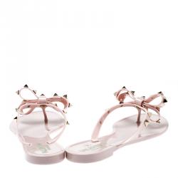 Pre Owned Valentino Water Rose Rubber Bow Detail Rockstud Flip Flops Size 36