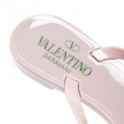 Pre Owned Valentino Water Rose Rubber Bow Detail Rockstud Flip Flops Size 36