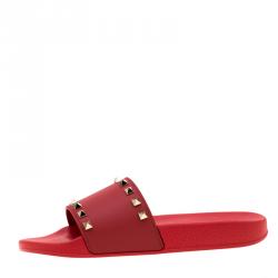 Pre Owned Valentino Rosso Rubber Rockstud Flat Slides Size 37