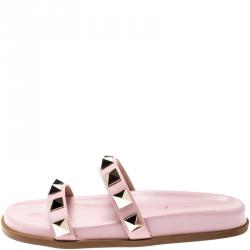 مملوكة مسبقًا Valentino Loto Rubber Rockstud Flat Slides Size 38