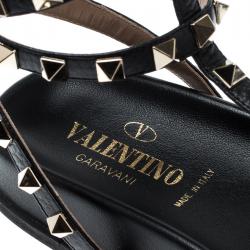 Pre Owned صندل فلات فالنتينو جلاديتور روكستد جلد أسود مقاس 36