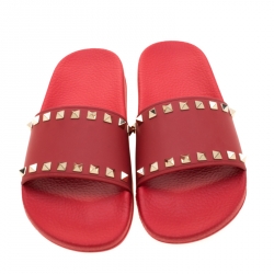 Pre Owned Valentino Red Rubber Rockstud Slide Sandals Size 38