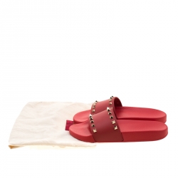 Pre Owned Valentino Red Rubber Rockstud Slide Sandals Size 38