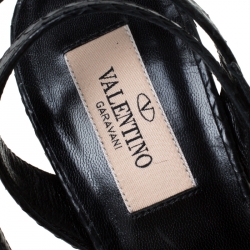 Pre Owned Valentino Black Python Leather And Fur Peep Toe Ankle Strap Platform Sandals Size 38.5