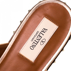 Pre Owned Valentino Metallic Rose Gold Leather Soul Rockstud Trim Flat Mules Size 39